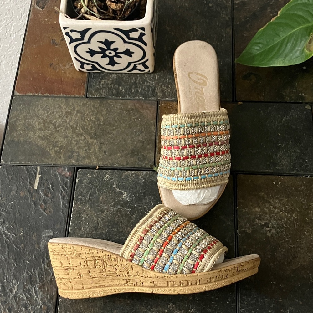 Onex Beige Woven Multicolor Strap Slide Wedge Sandals Size 6 new